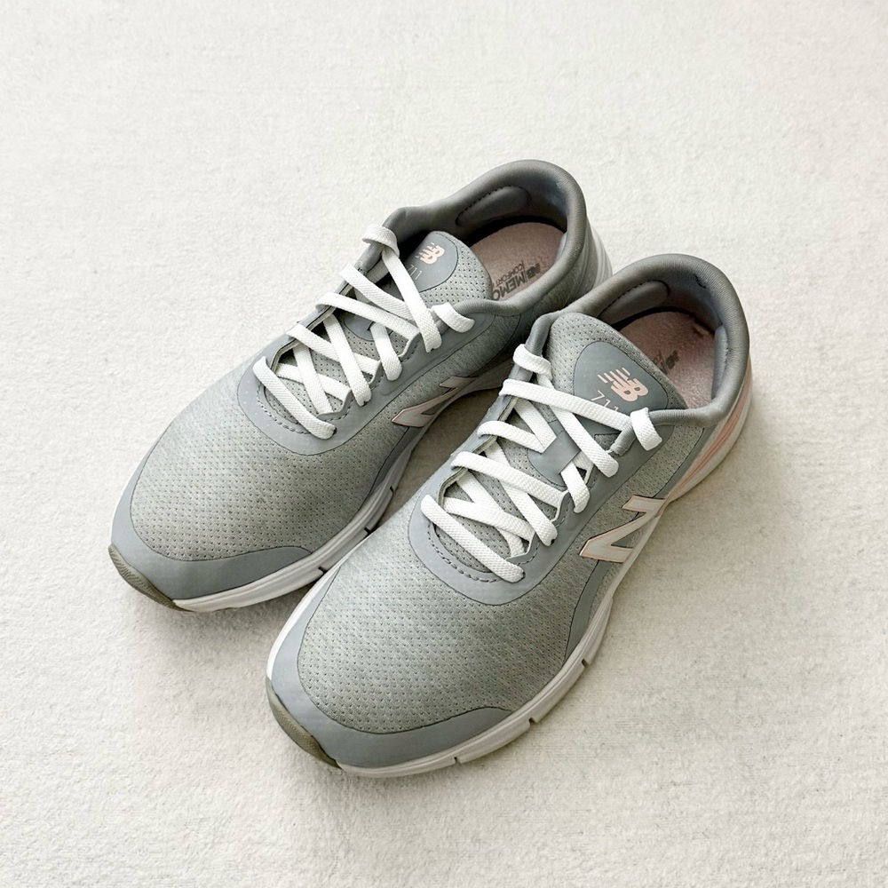 New Balance Gray and Pink Cross Training Sneakers - Picture 3 of 10